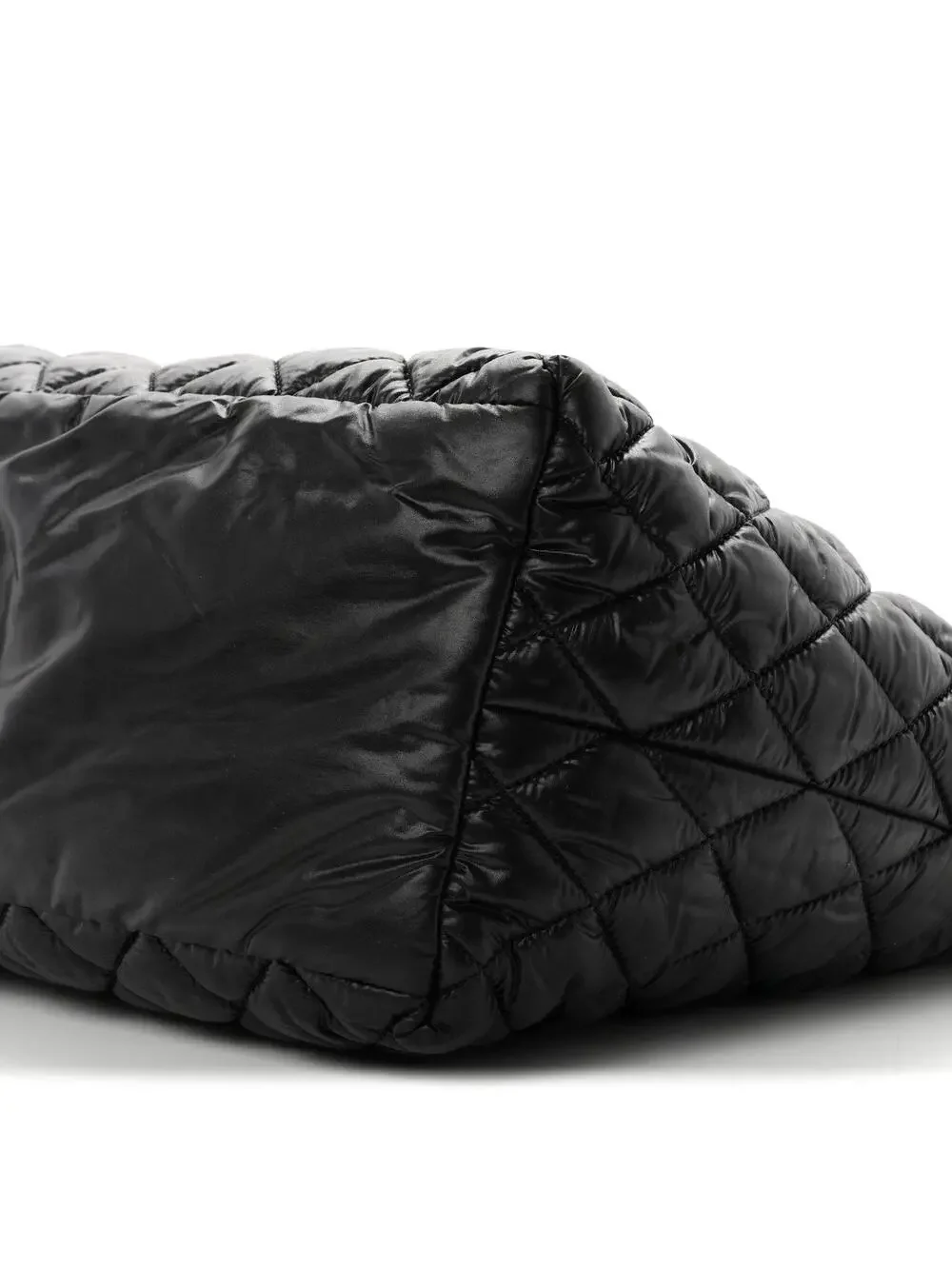 CHANEL elevate your